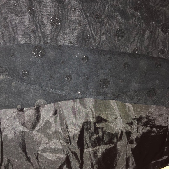 Black dress with black glitter dots - Picture 5 of 7